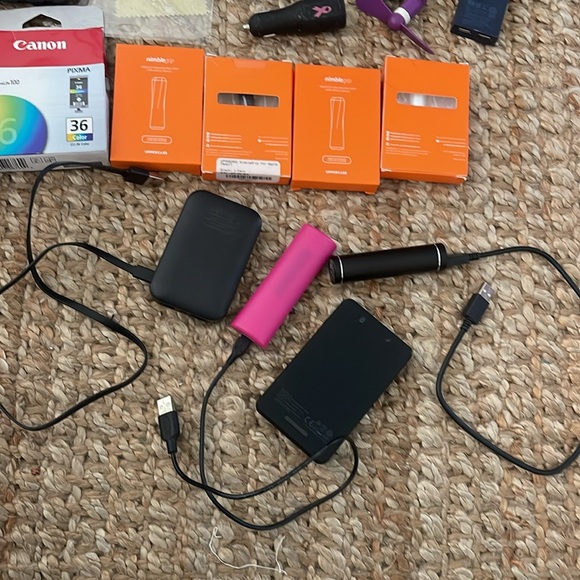 USB CHARGERS IPHONE CHARGER CALCULATOR IPAD CASE LAPTOP STAND IPAD PENCIL BUNDLE - Picture 3 of 12